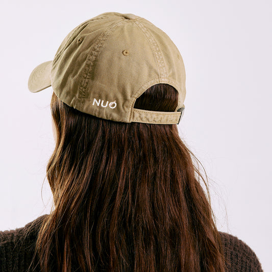 boné dad hat liso estonado amêndoa