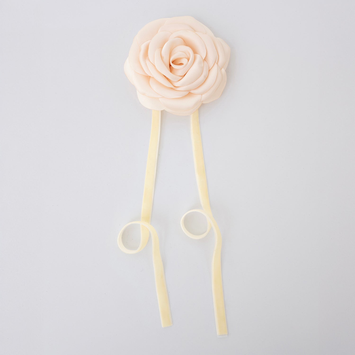 flower hair off white