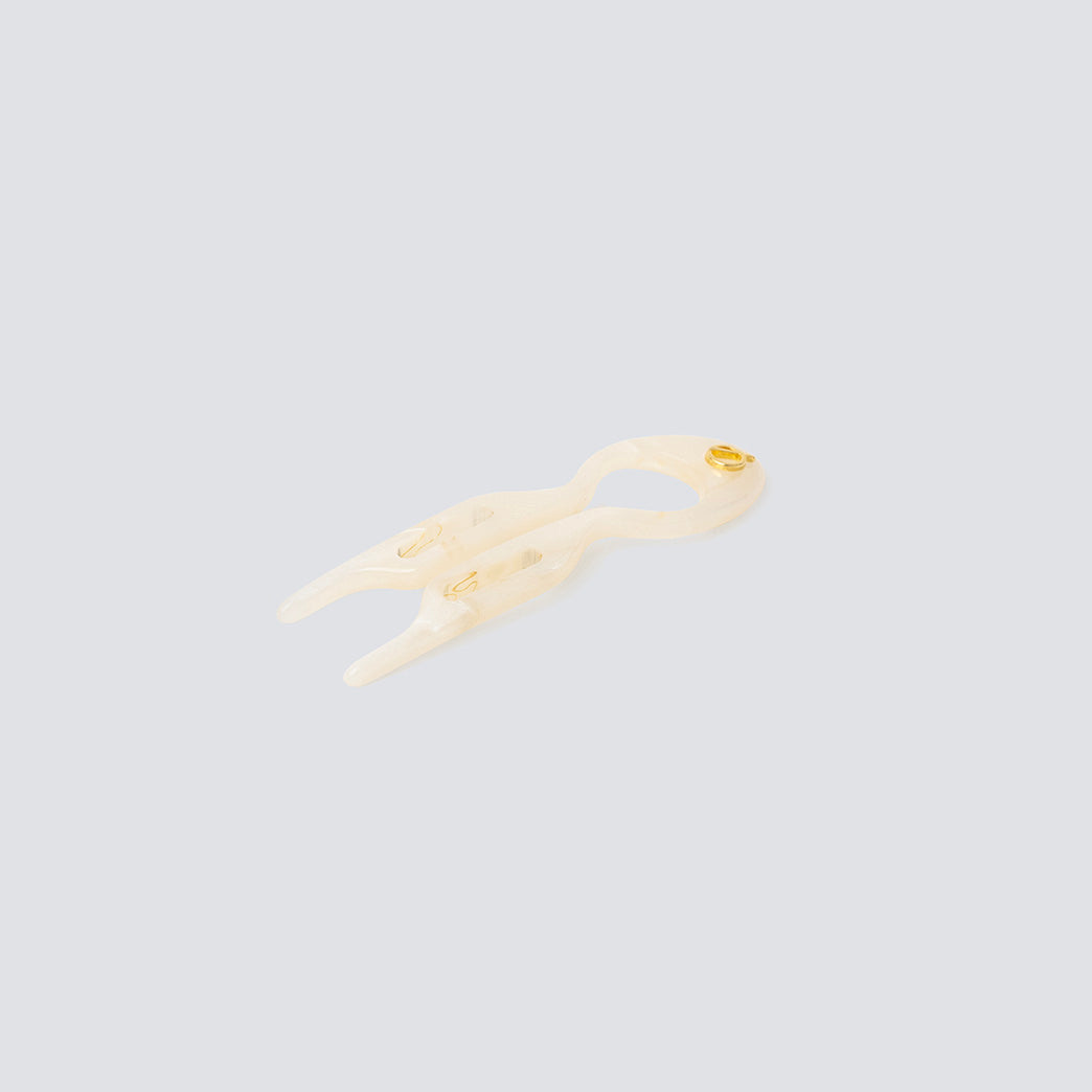 mini hair pin vanilla