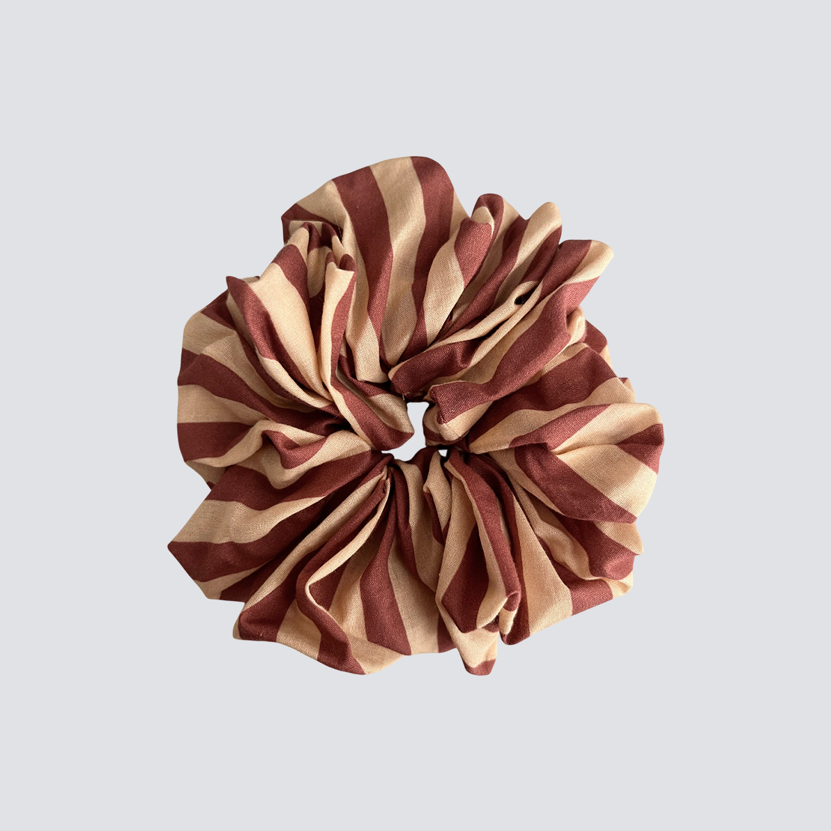 🎁 scrunchie listras bege (100% off)