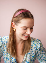 Carregar imagem no visualizador da galeria, tiara classic flat emma

