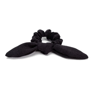 xuxinha de cabelo scrunchie preta linho